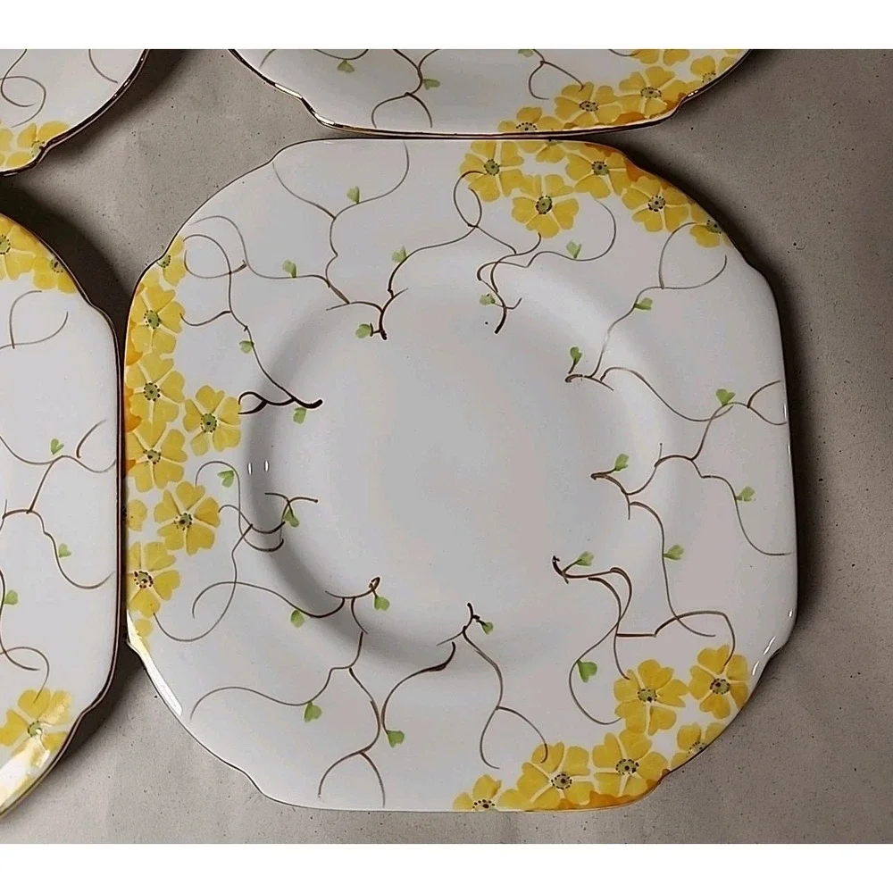 Vintage‎ 4-Pc Royal Grafton Fine Bone China Dessert Plates MCM Exquisite Rare
